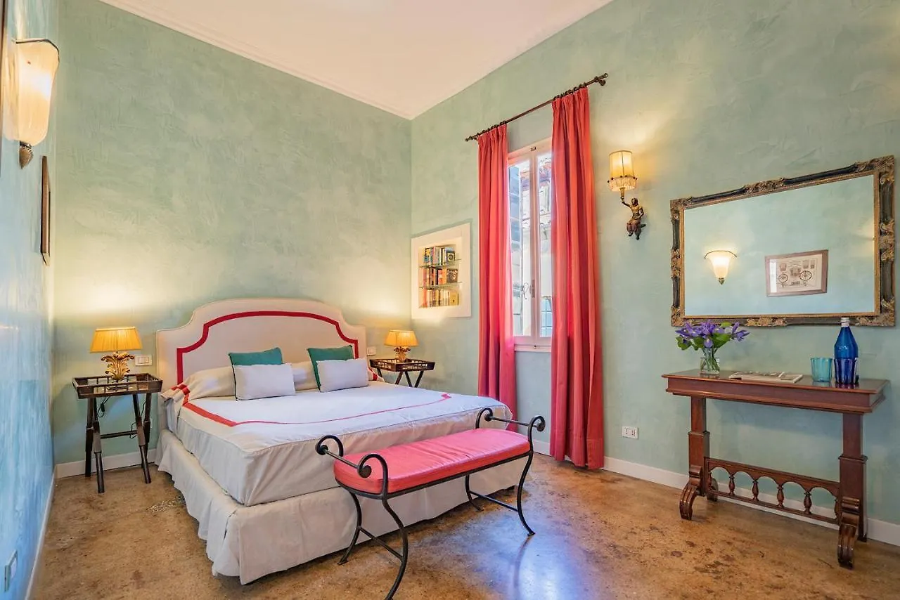 Ca' Grassi 1 Venetian Apartment 0*, Venedig