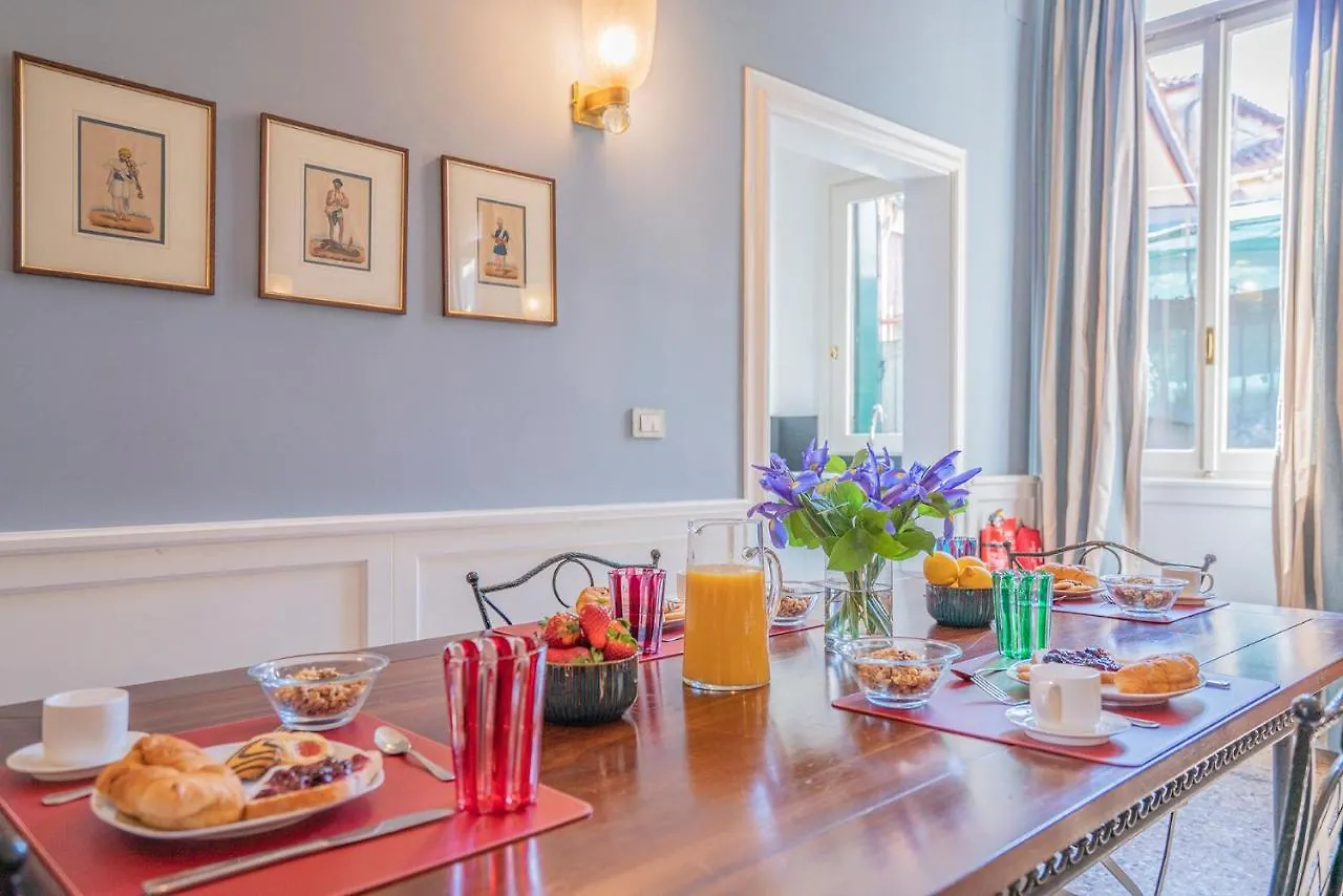 Ca' Grassi 1 Venetian Apartment Italy
