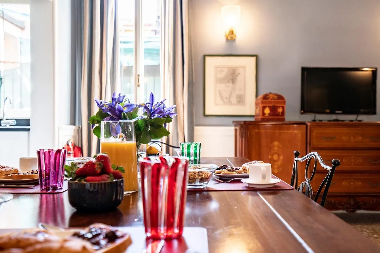 Ca' Grassi 1 Venetian Apartment 0*, Venice Italy